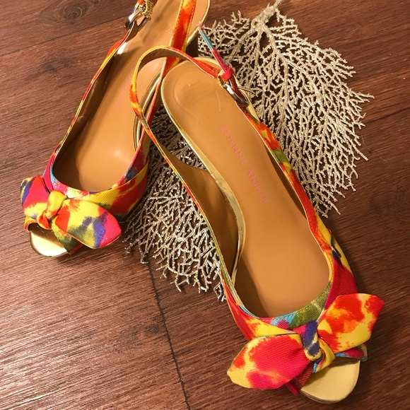 Multicolor Etienne Aigner heels size 6 - Picture 5 of 7